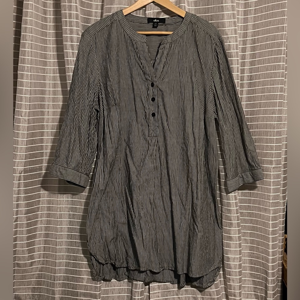 Ellos L 1/4 Button Top